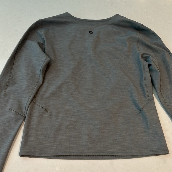 Lululemon Lab Reykur Long Sleeve Sz 4 - Picture 5 of 5